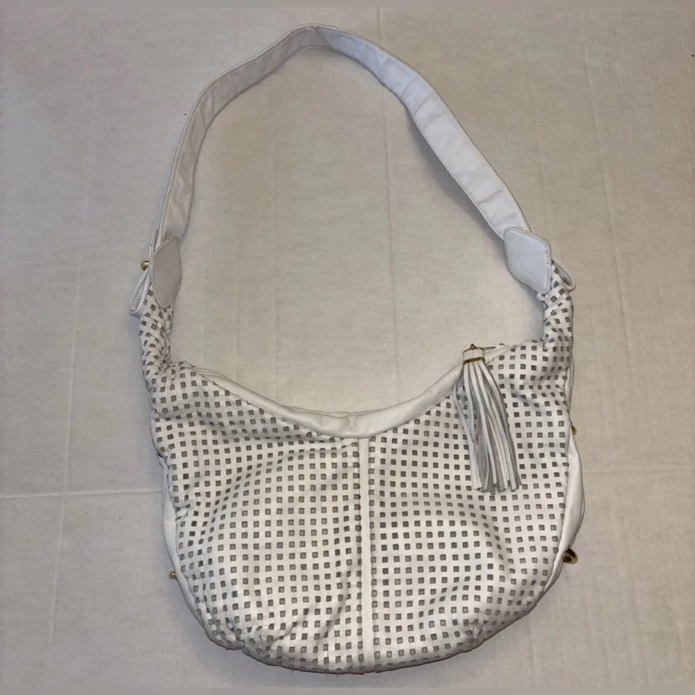BRIO! Vintage 1980's White Leather Perforated Oversized Slouchy Hobo Purse Bag‎